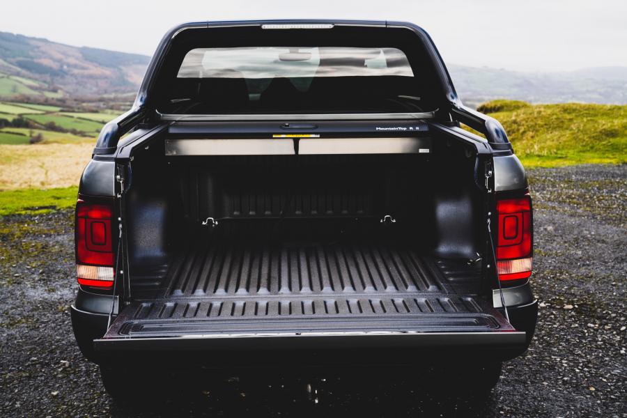 Багажник Volkswagen Amarok Double Cab Black Edition 2019 года  (UK) (фото 19 из 34)